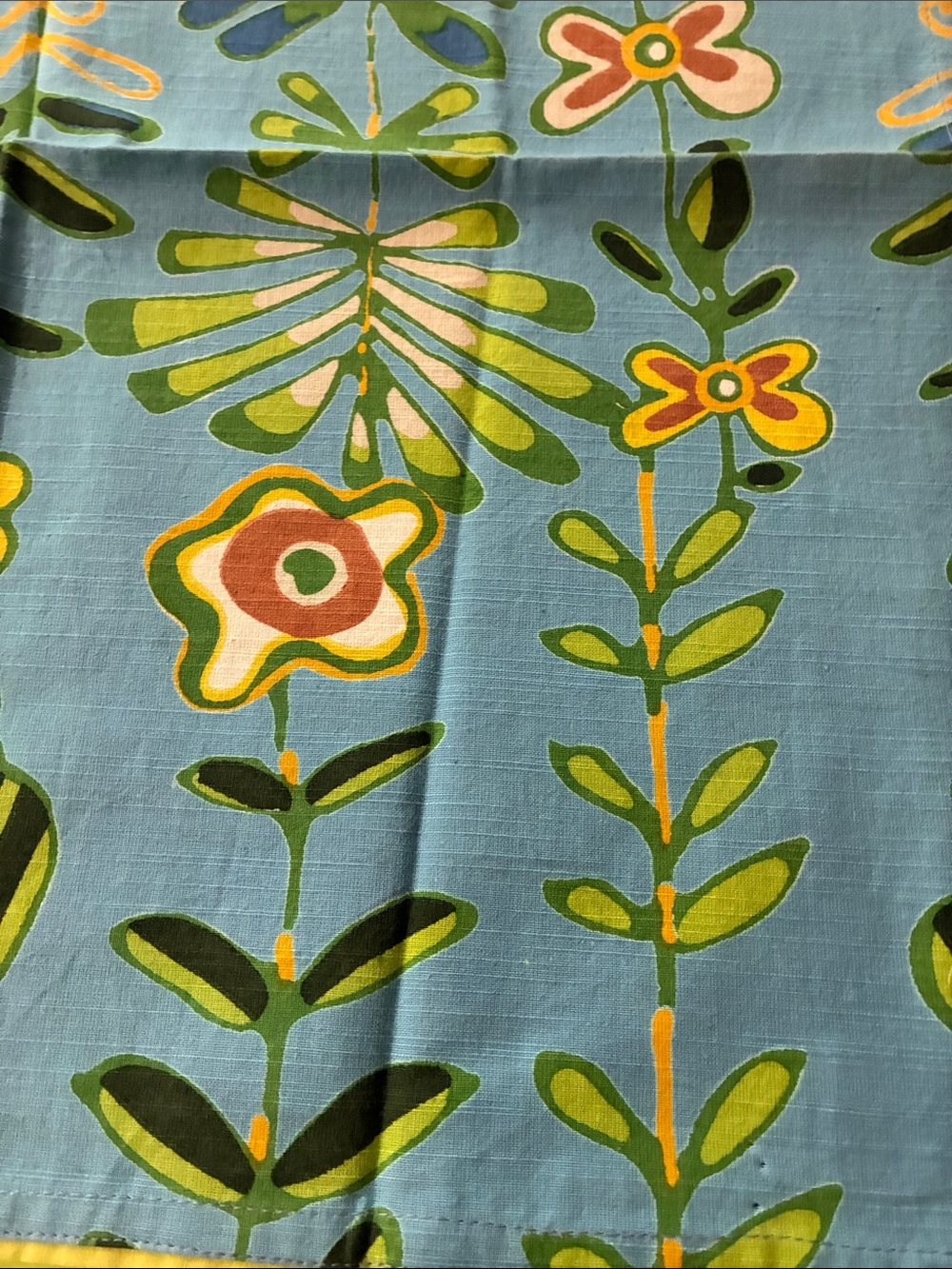 Anthropologie - 100% Cotton , Floral Napkins - Picture 6 of 7